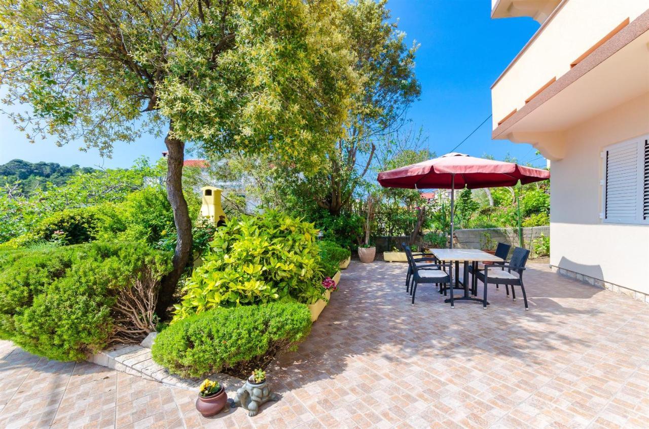 Apartments Marotin Palit Екстер'єр фото