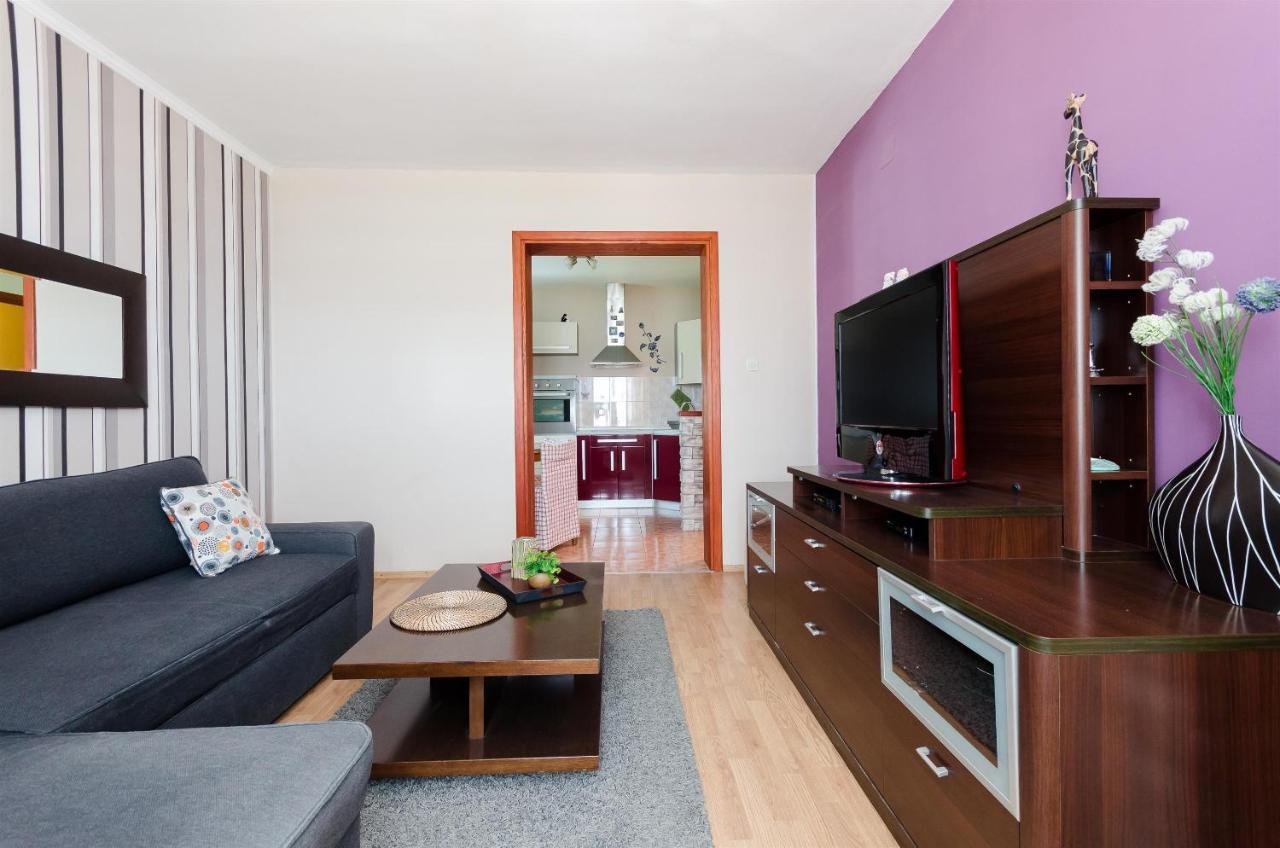 Apartments Marotin Palit Екстер'єр фото