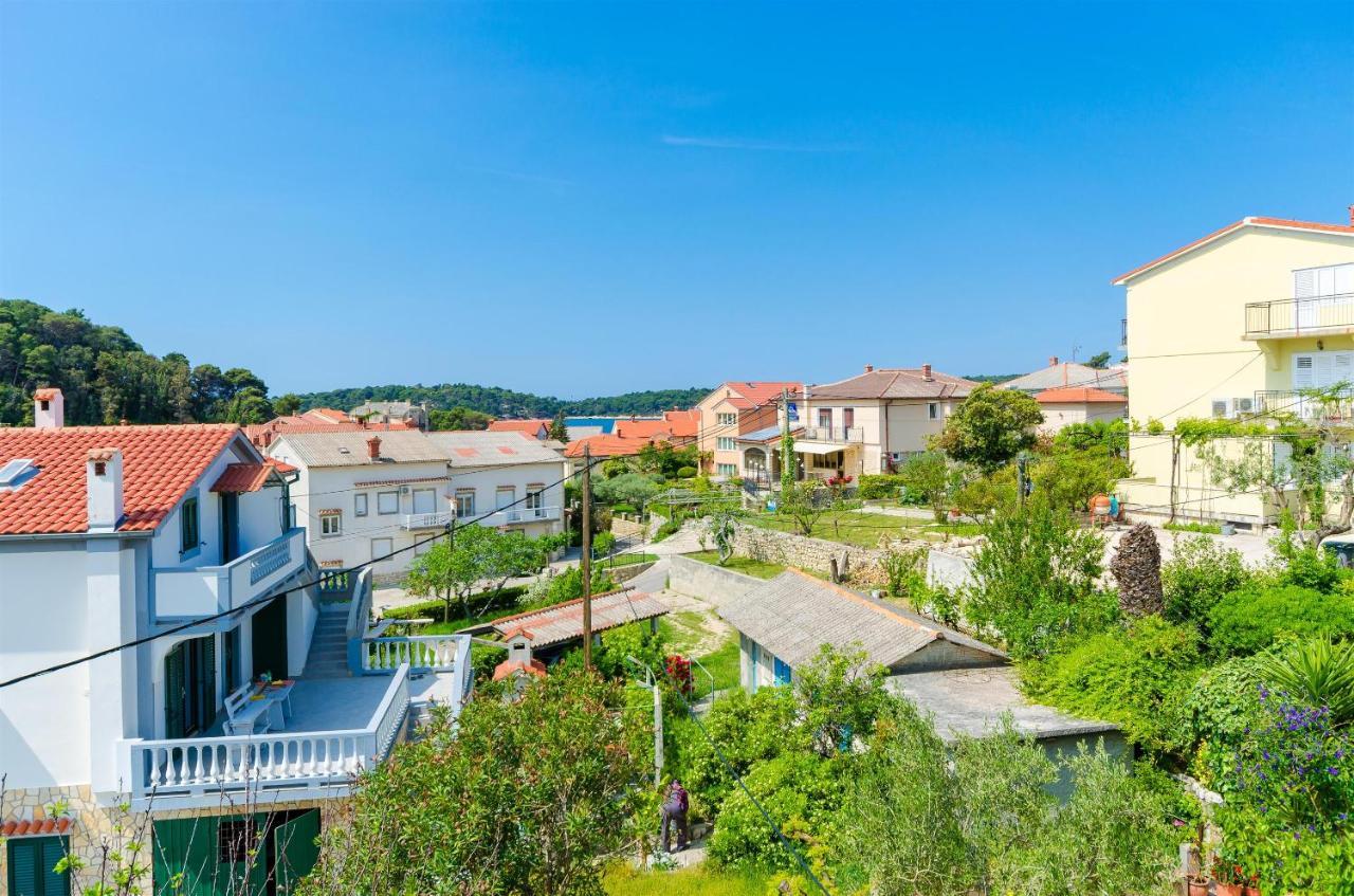 Apartments Marotin Palit Екстер'єр фото