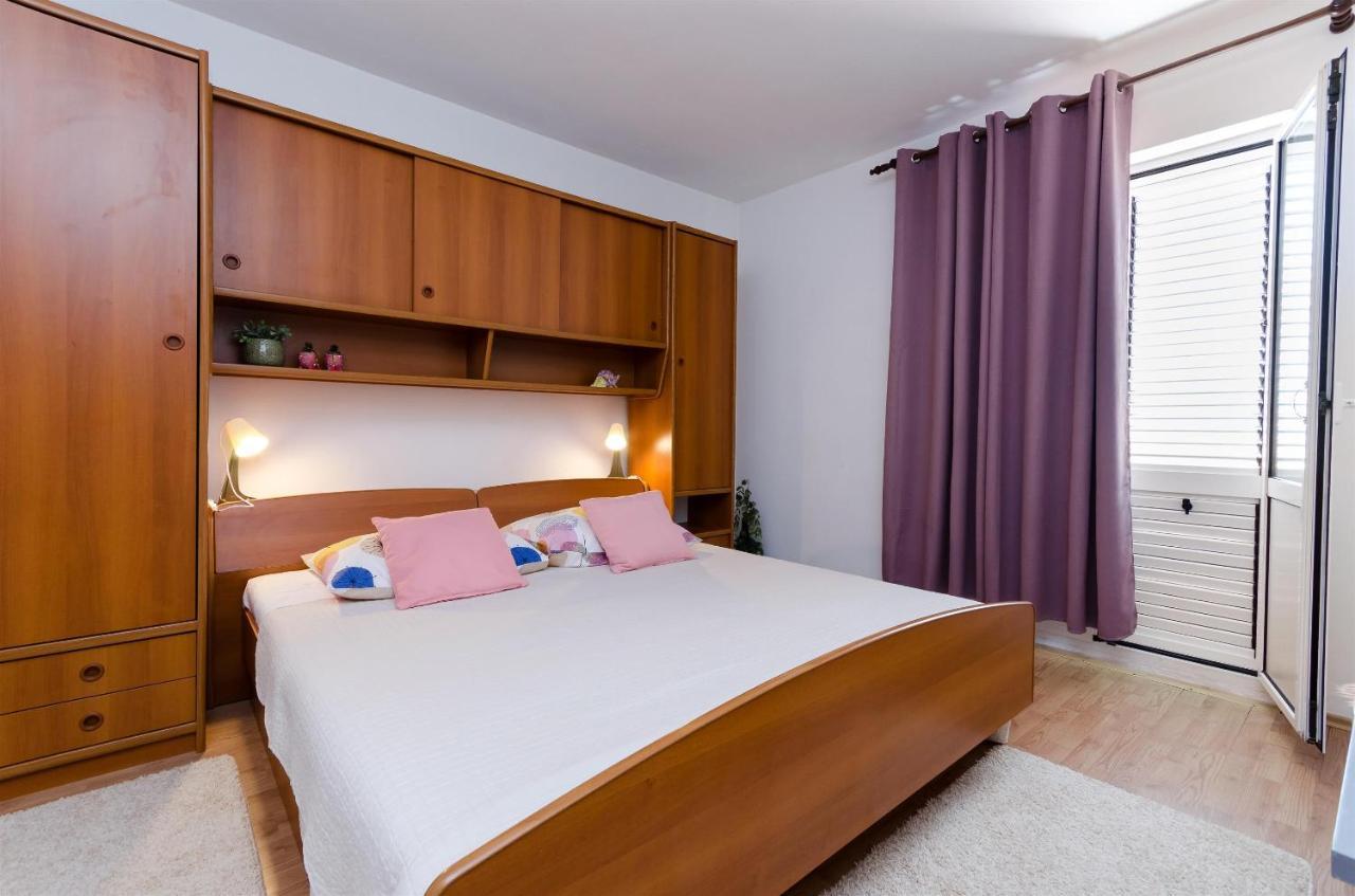 Apartments Marotin Palit Екстер'єр фото