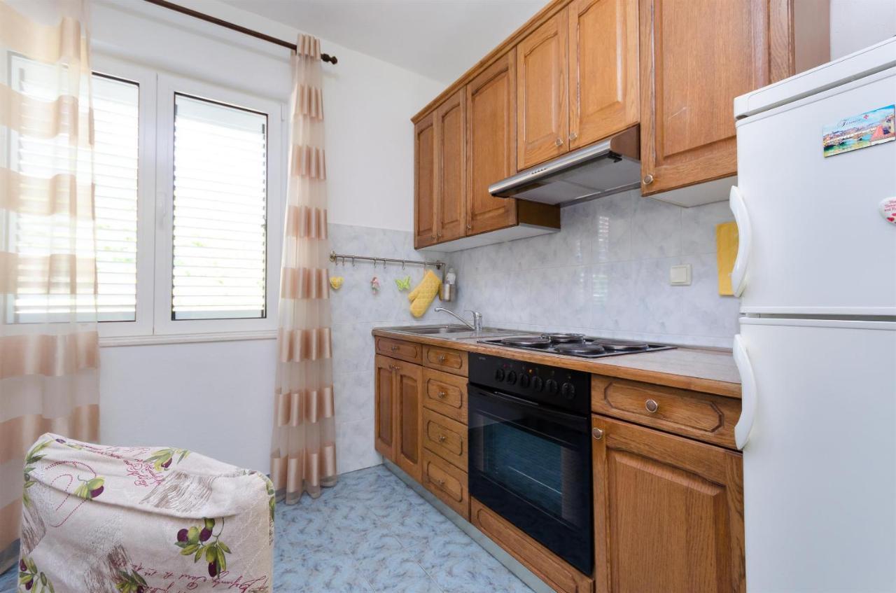 Apartments Marotin Palit Екстер'єр фото